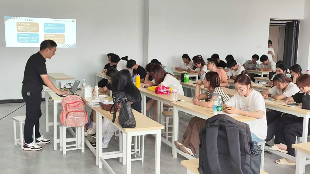 f8967d963f238168ccbc3d40e6303ce9