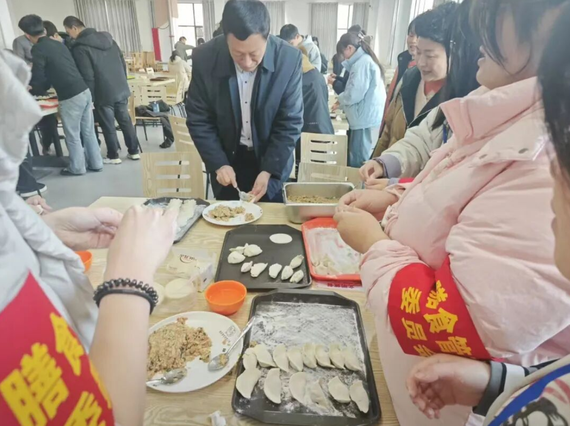 4dda7656-551b-4a33-8f9a-0b0a47fe3519