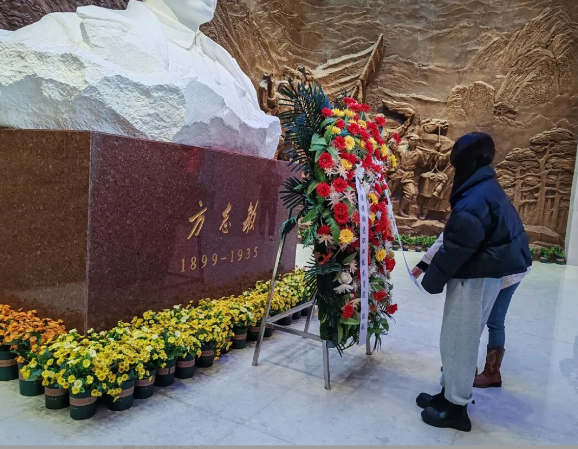 c05fcf62-94db-45e4-81fd-8f58c5caae68 c05fcf62-94db-45e4-81fd-8f58c5caae68