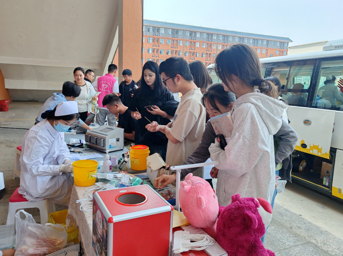 a734c7e6-6438-453d-a86b-e35aef1c8384