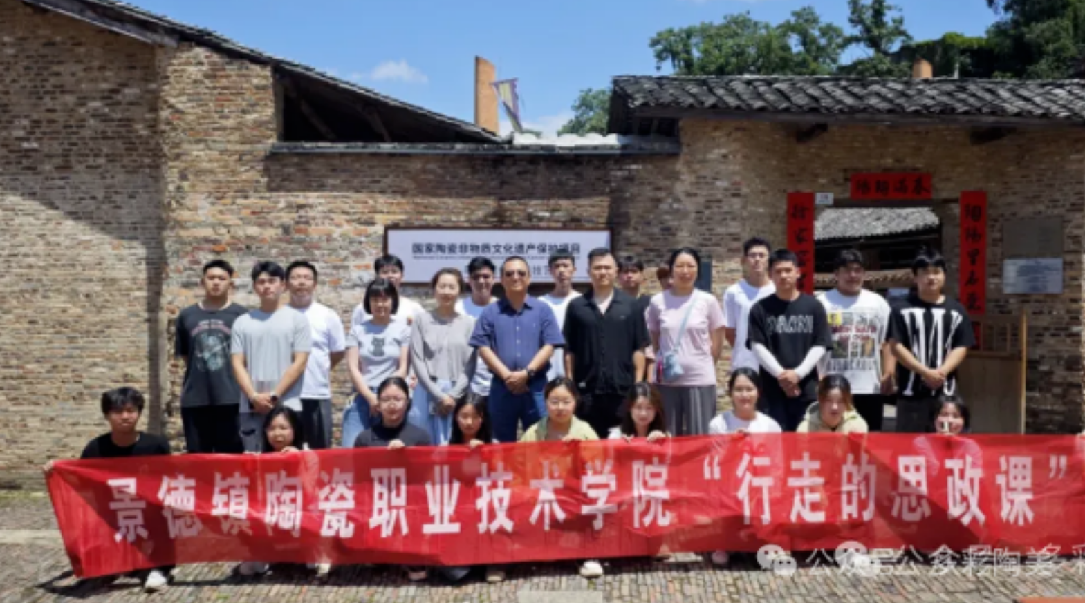 db381efd-35aa-45ba-aa9f-cf87b68e2da3