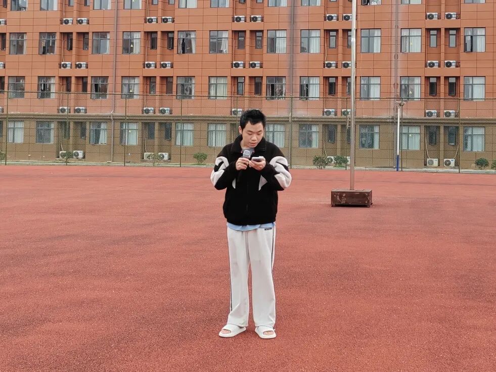 7e6ea18aad19757571d1466817b5c784.jpg 7e6ea18aad19757571d1466817b5c784.jpg