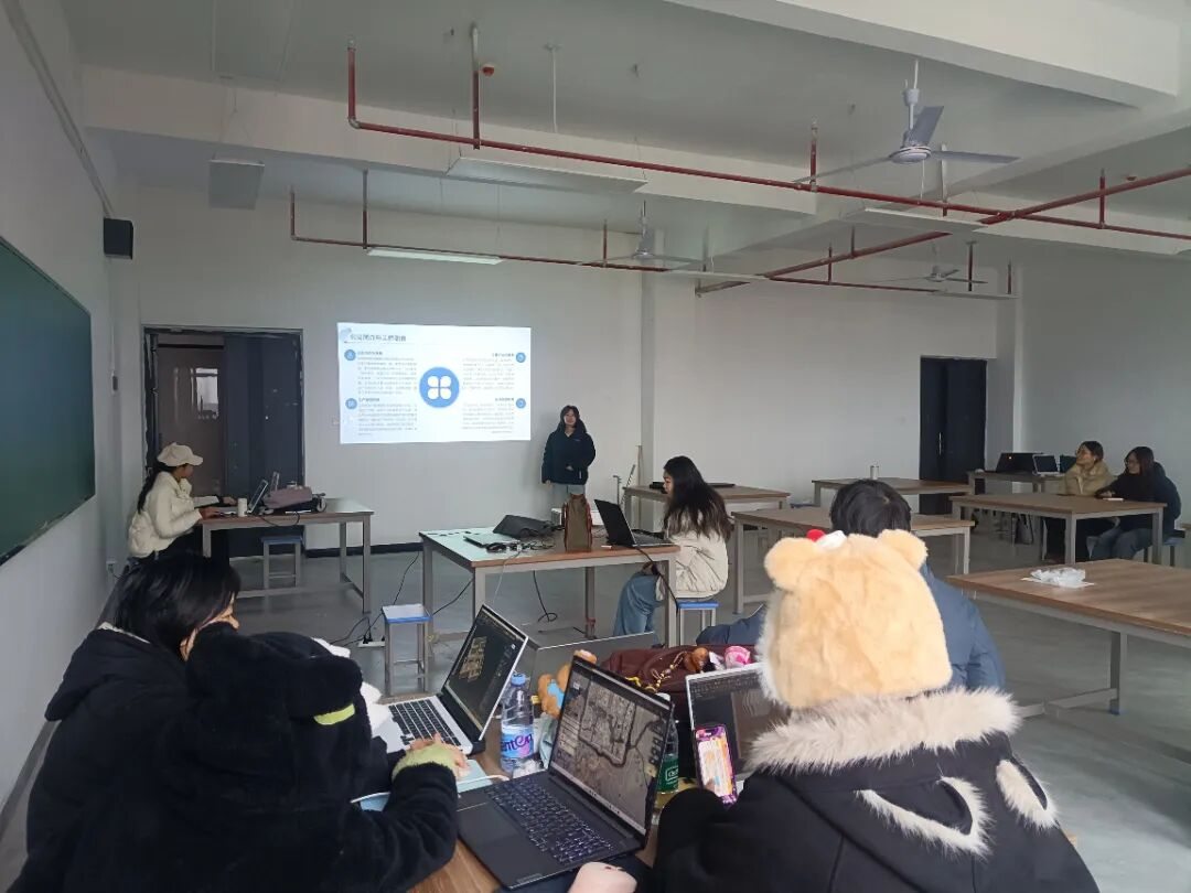 f9b013bd952b7c6de7032e5267e53ae0