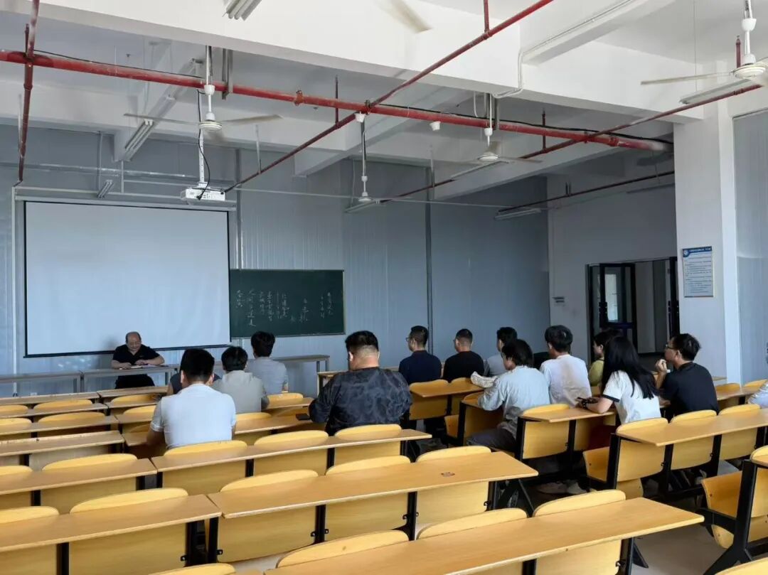 微信图片_2026-10-12_221537_486.jpg